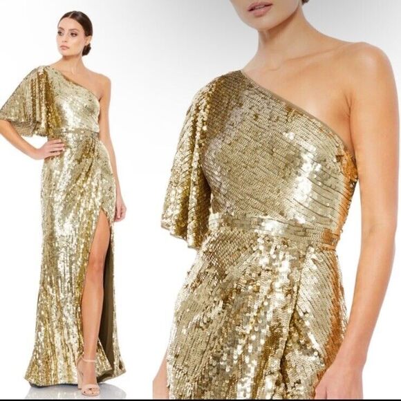 NWT Mac Duggal Size 2 Embellished Cap Sleeve Cowl Neck Trumpet Gown G1935